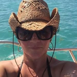 Meet your Posher, Jodi